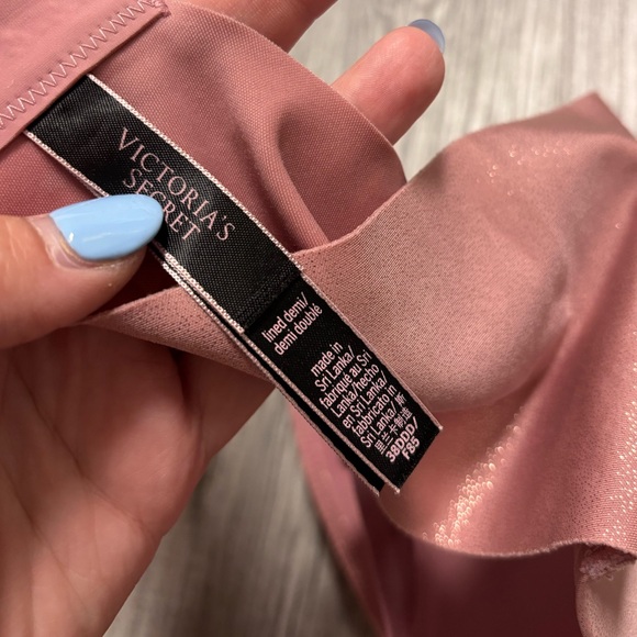 Victoria’s Secret Lined Demi 38DDD Bra - Picture 4 of 4